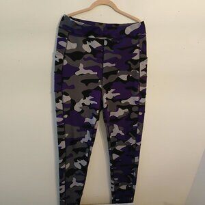 POP Fit 2X Spandex Pocketed Leggings Like-new Purple Black Camo Pattern
